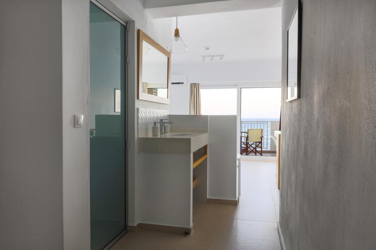 Sea Breeze Hotel (Adults Only) Χερσόνησος Εξωτερικό φωτογραφία