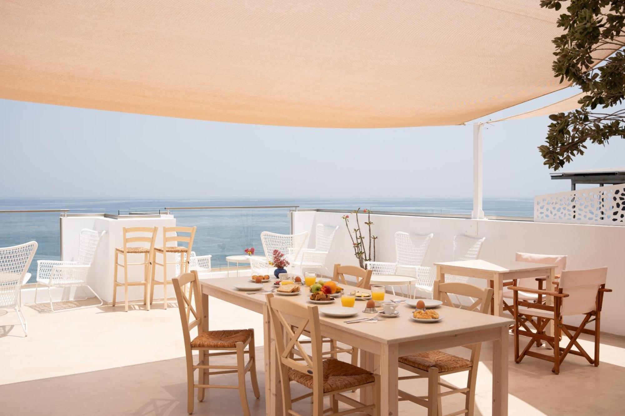Sea Breeze Hotel (Adults Only) Χερσόνησος Εξωτερικό φωτογραφία