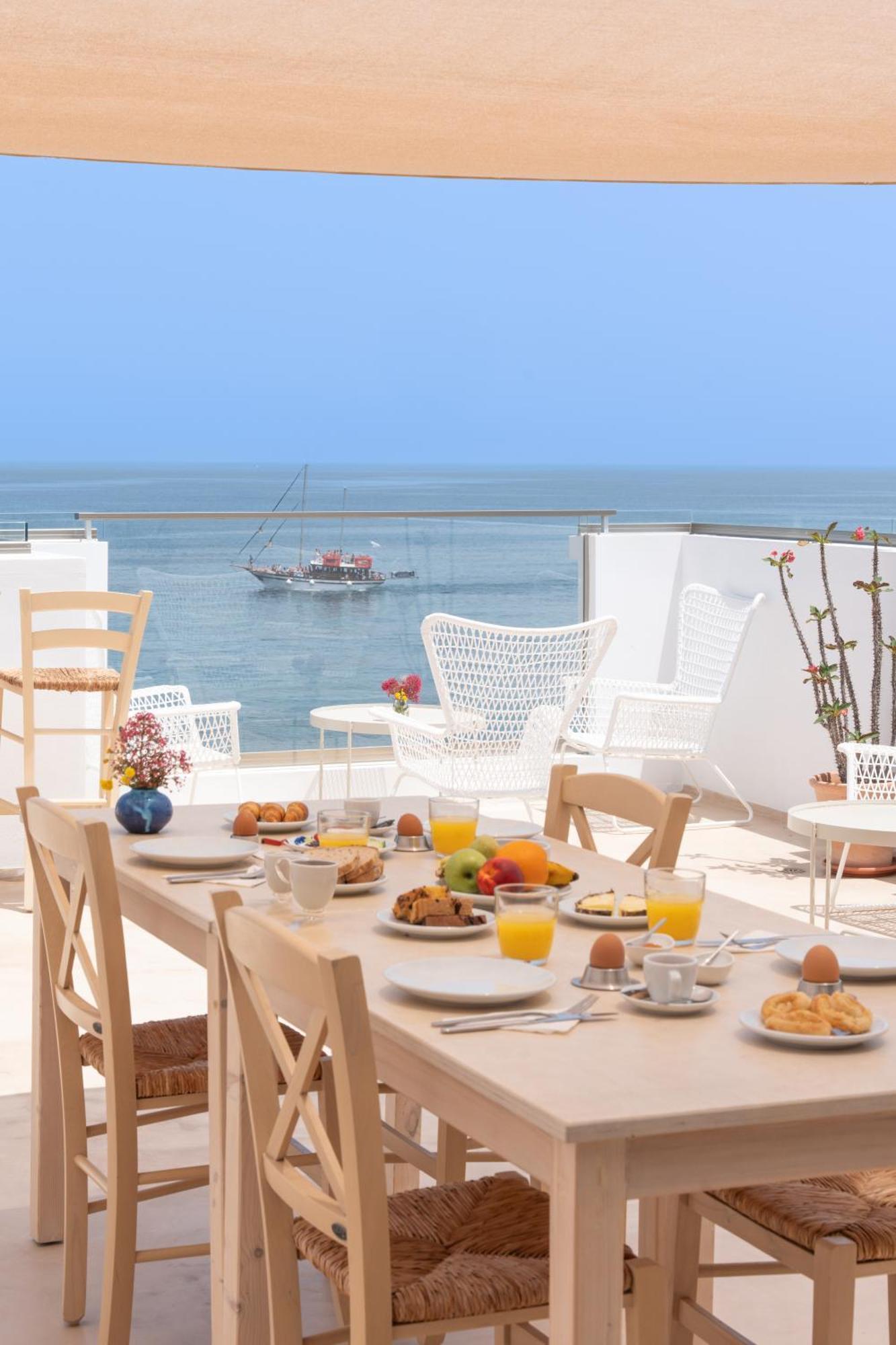 Sea Breeze Hotel (Adults Only) Χερσόνησος Εξωτερικό φωτογραφία